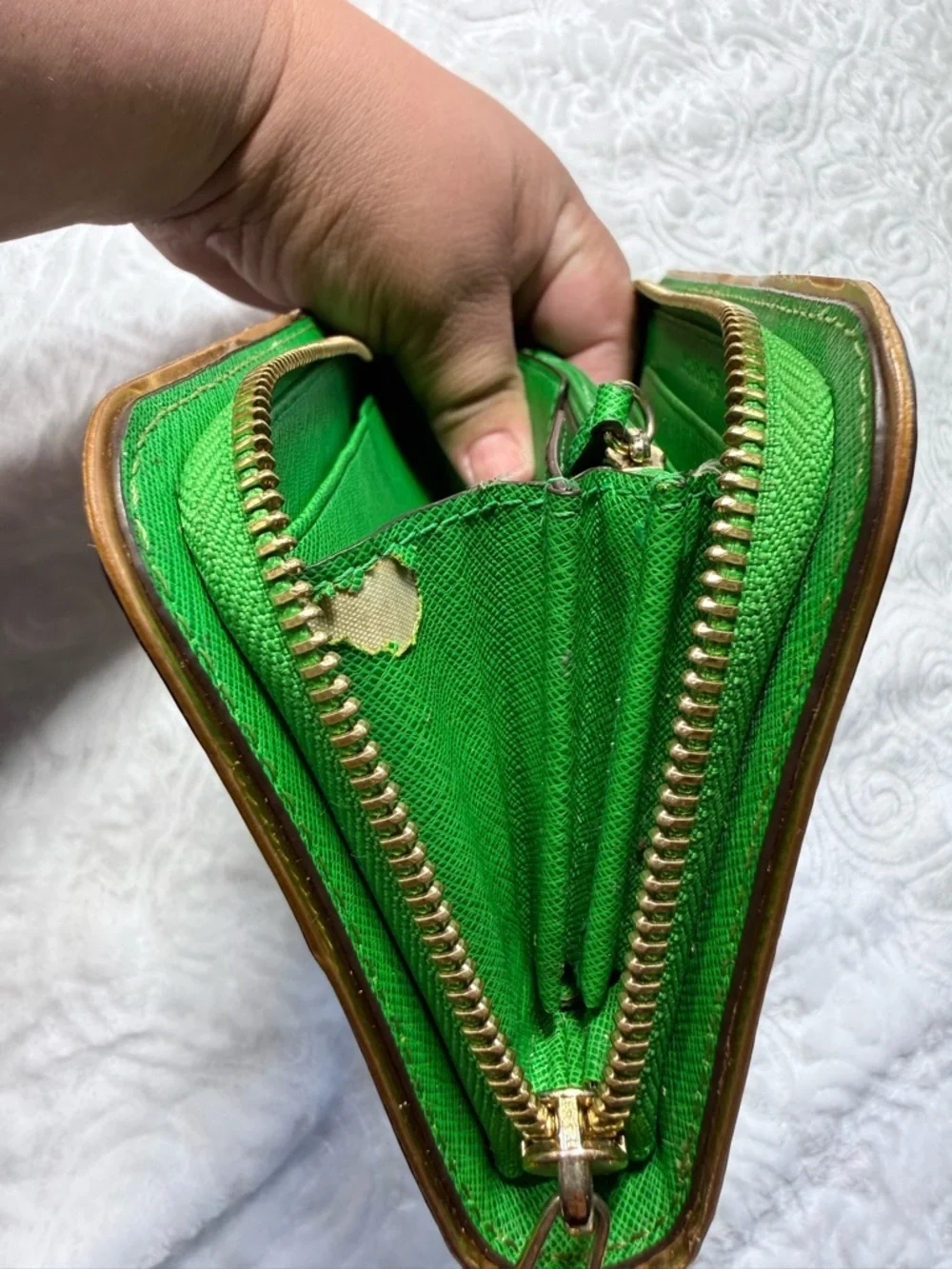 Michael Kors Wallet Bundle Green Zip Around & Red Wristlet Wallet